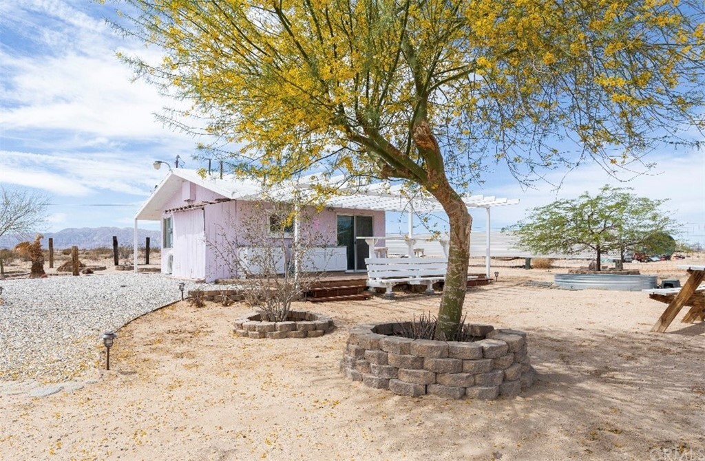 Property Photo: 79780 Sheri Lane CA 92277