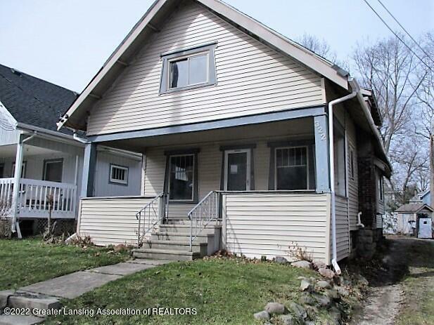 Property Photo:  322 Allen Street  MI 48912 