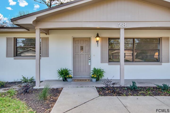 Property Photo:  28 Blare Drive  FL 32137 