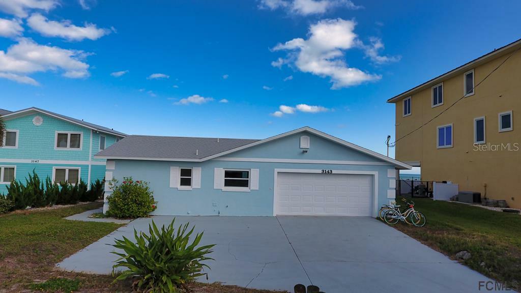 Property Photo: 3143 Ocean Shore Boulevard FL 32136