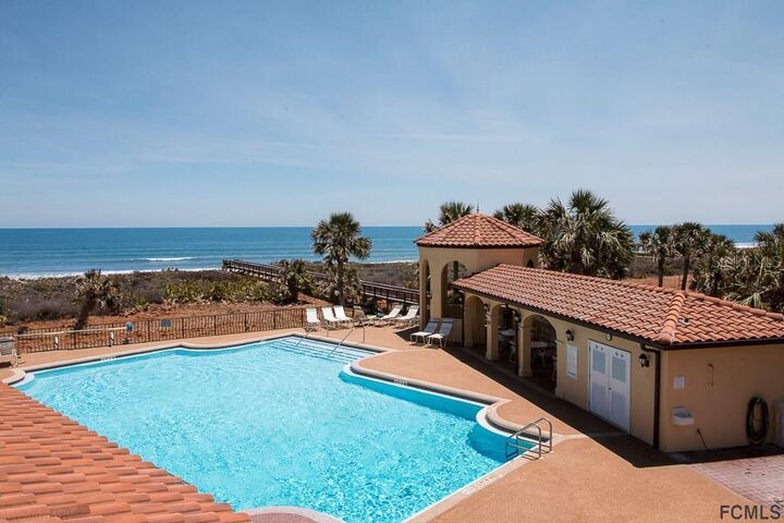 Property Photo: 104 Surfview Drive 1102 FL 32137