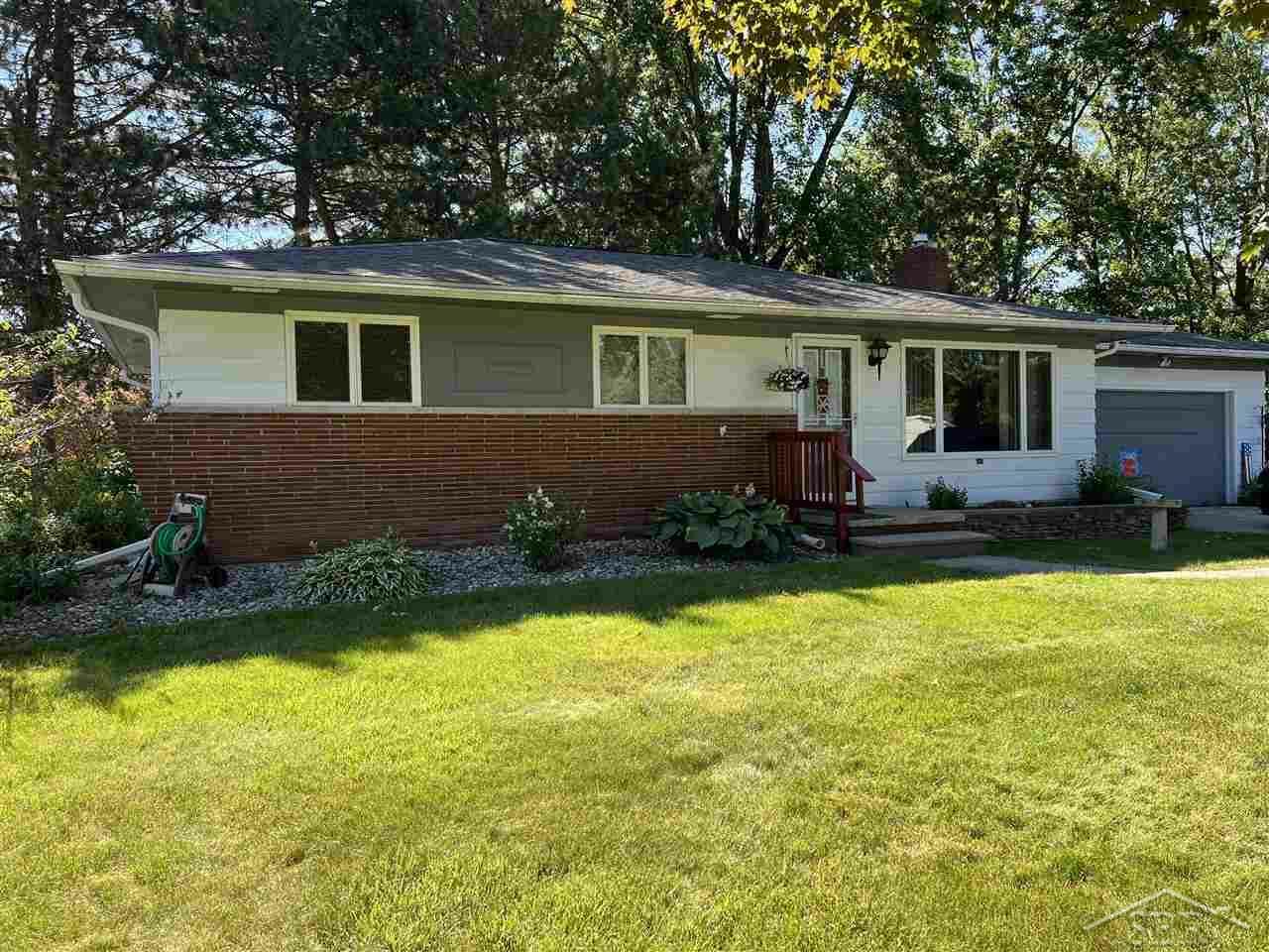 Property Photo:  2923 Rushmore  MI 48603 