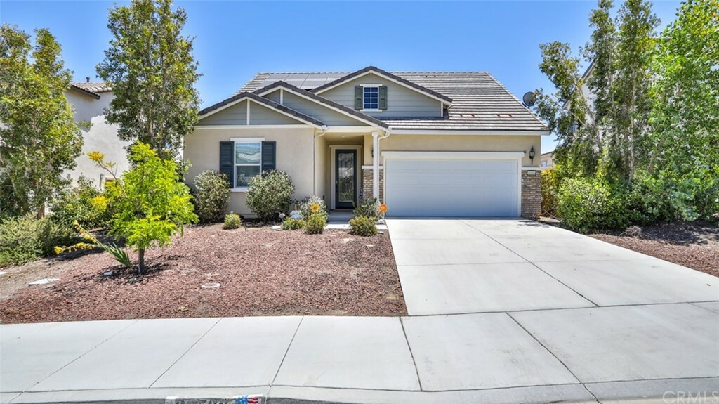 Property Photo:  30566 Falcon Nest Drive  CA 92584 