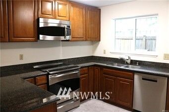 Property Photo: 555 Prospect Street 2 WA 98109