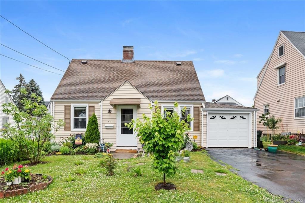 Property Photo:  31 Price Boulevard  CT 06119 
