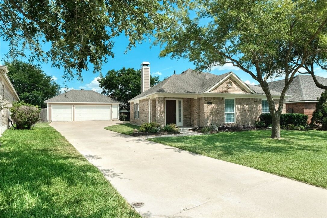 Property Photo:  1500 Augusta Bend Drive  TX 78634 