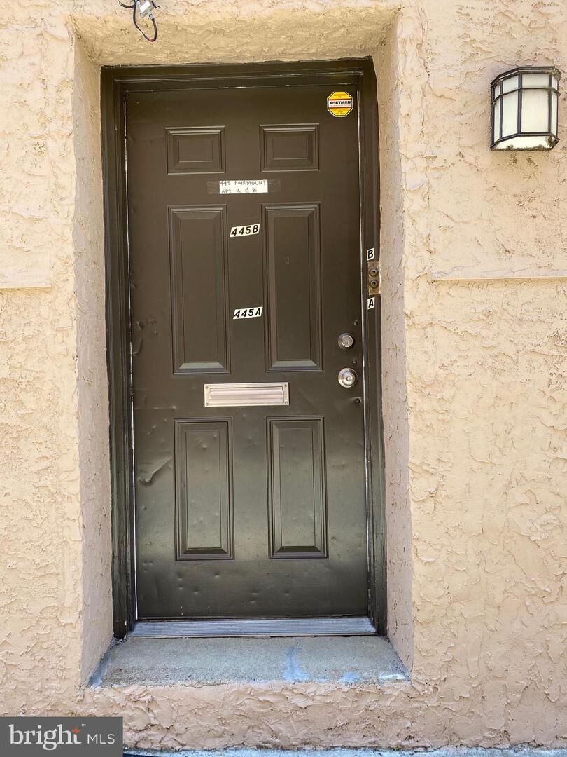 Property Photo: 445 Fairmount Avenue A PA 19123