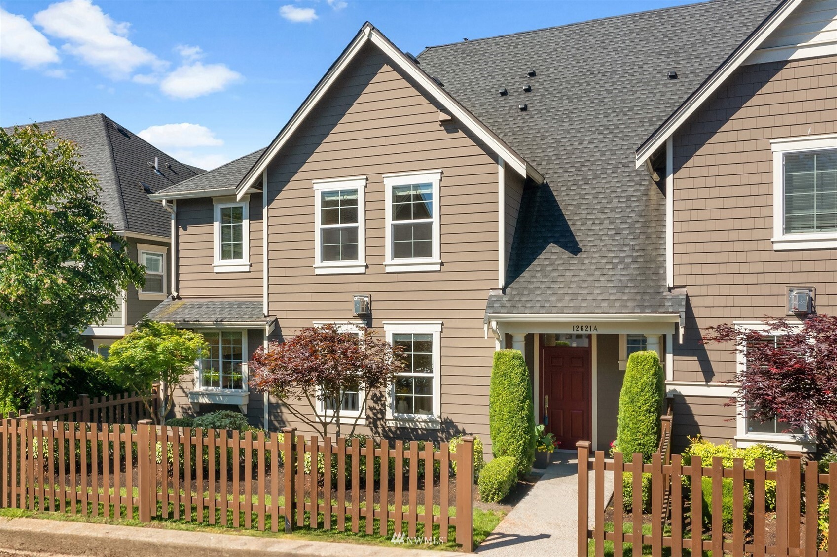 Property Photo: 12621 177th Avenue NE A WA 98052