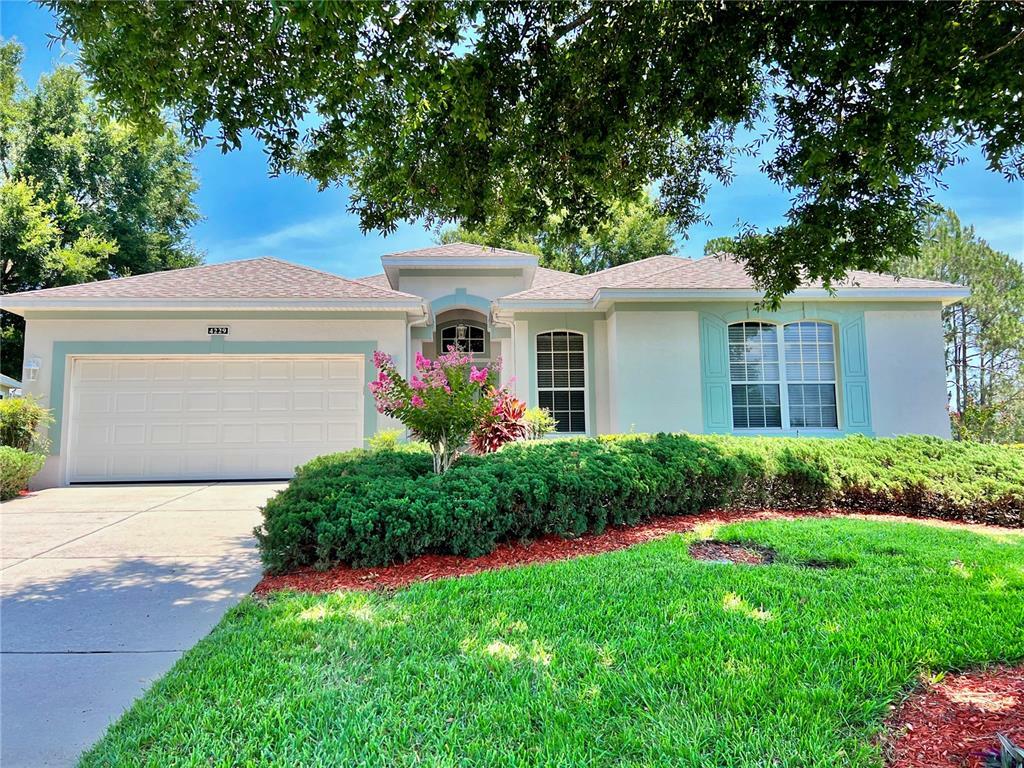 Property Photo:  4229 Greenwich Court  FL 34711 