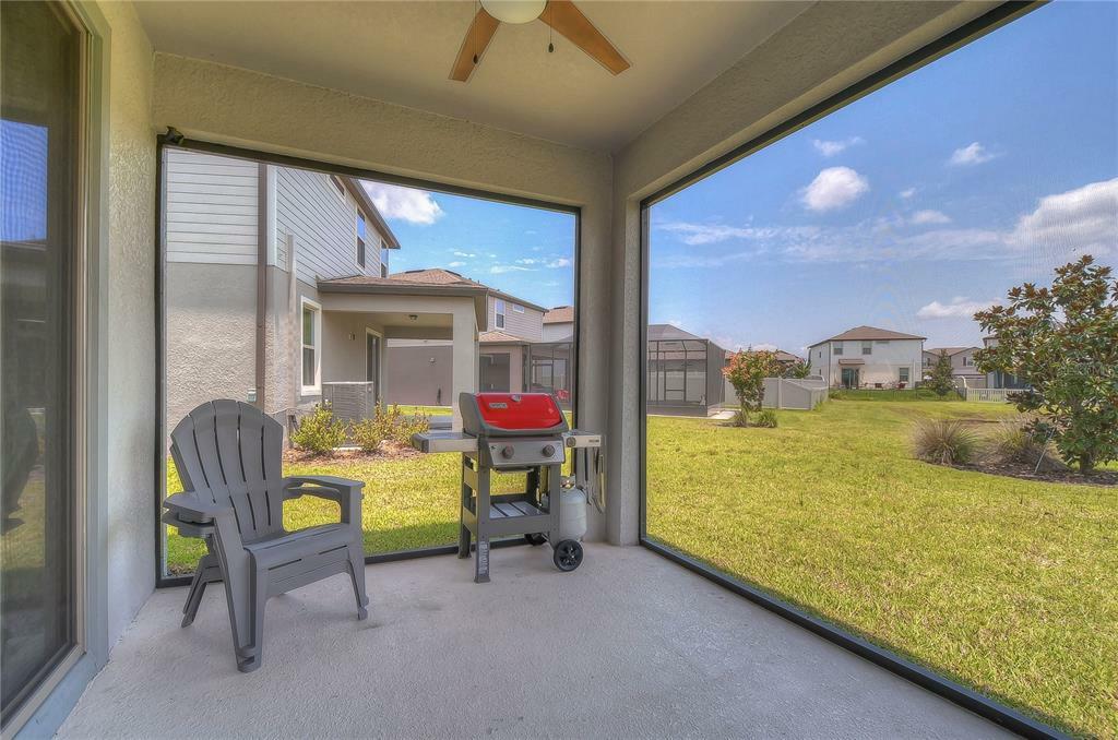 Property Photo:  7562 Yale Harbor Drive  FL 33545 