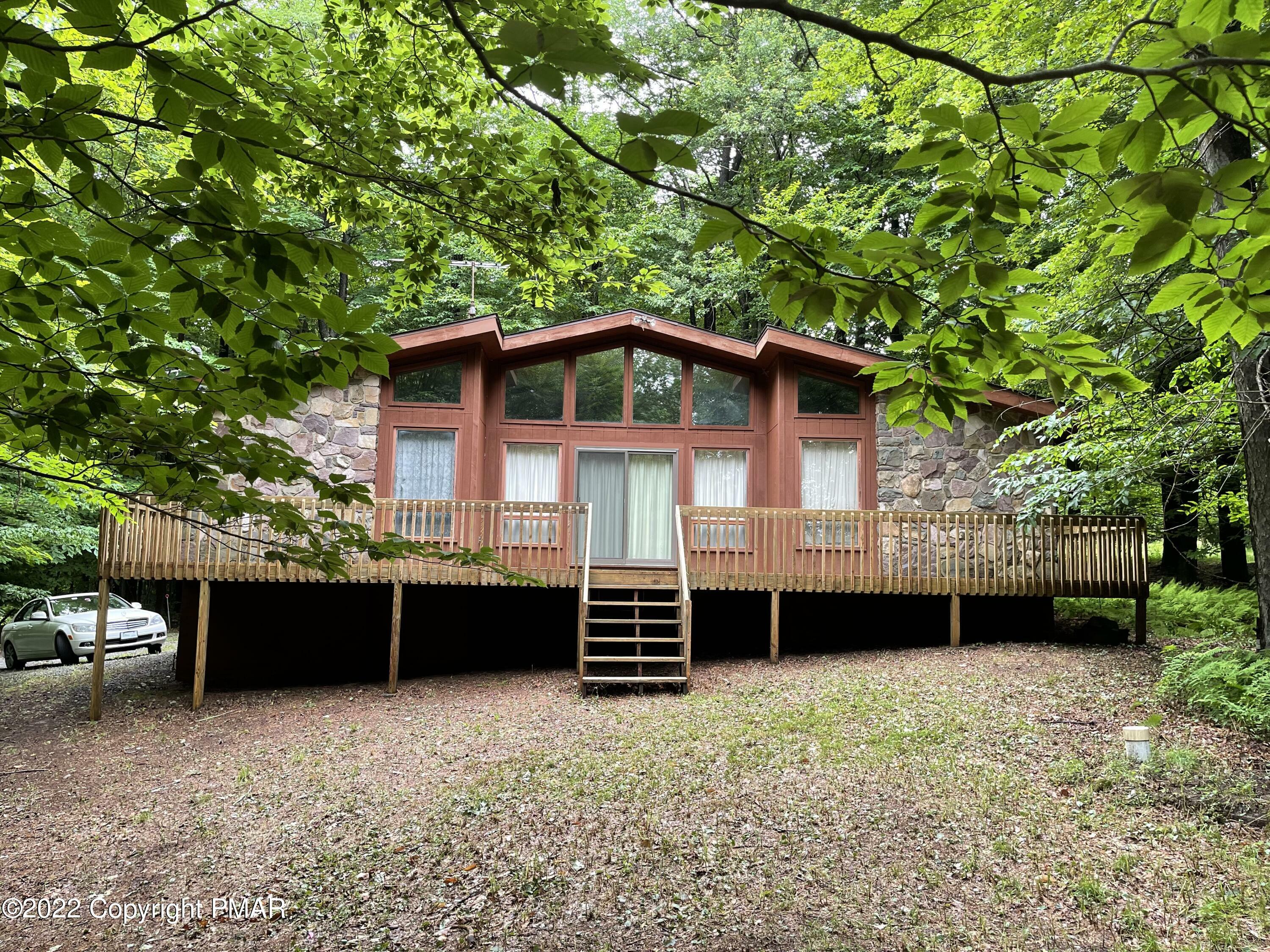 Property Photo:  149 Cardinal Drive  PA 18424 