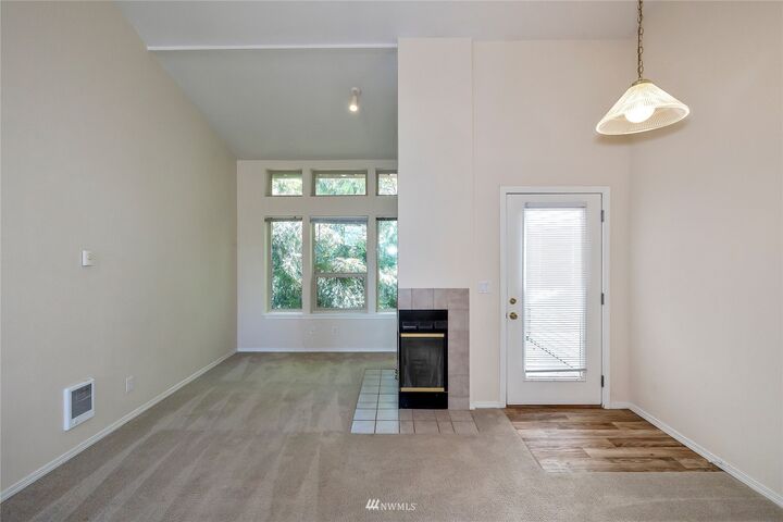Property Photo:  4713 NW Walgren 105  WA 98383 