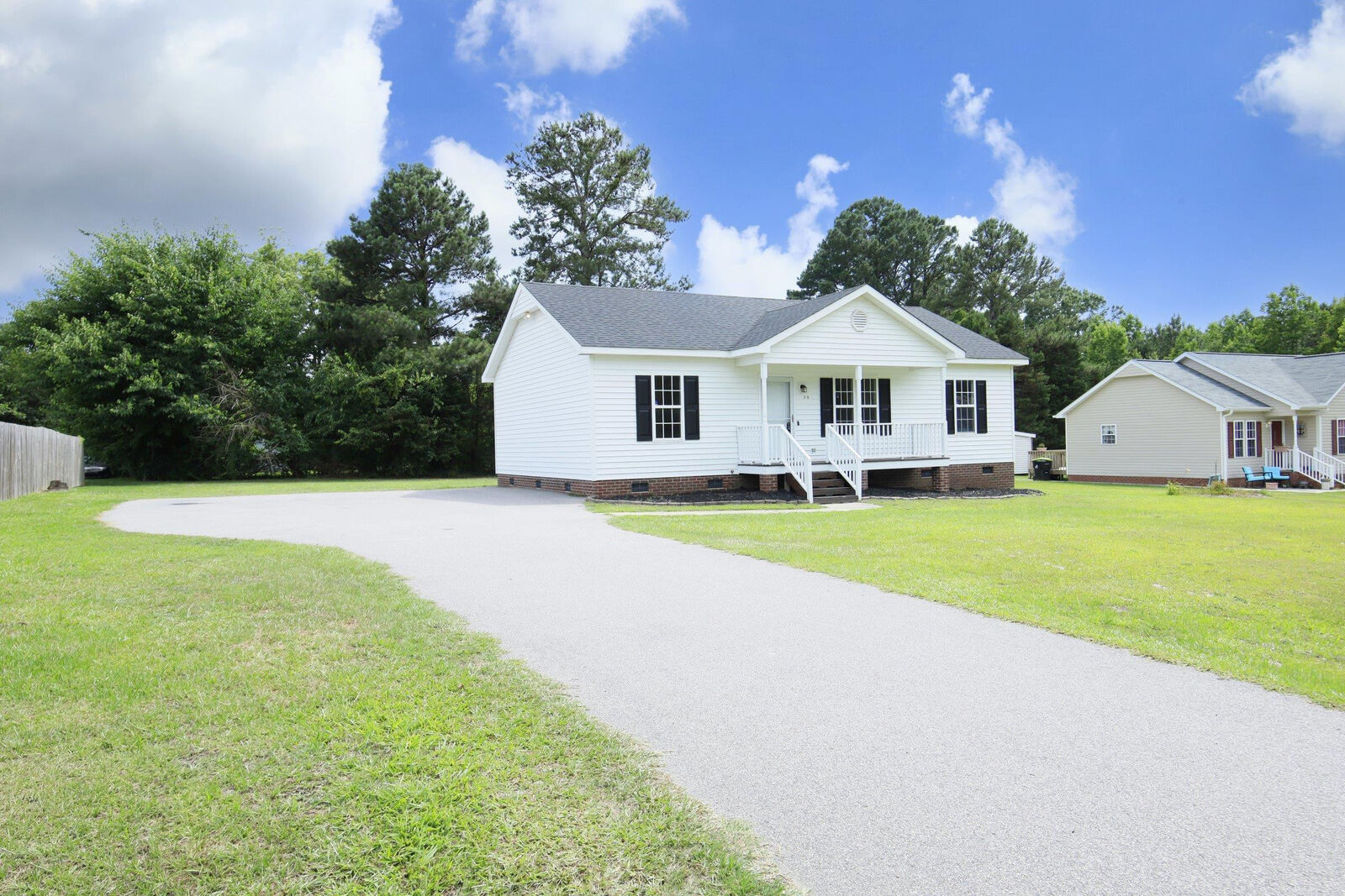 Property Photo: 38 Deer Haven Drive NC 27501