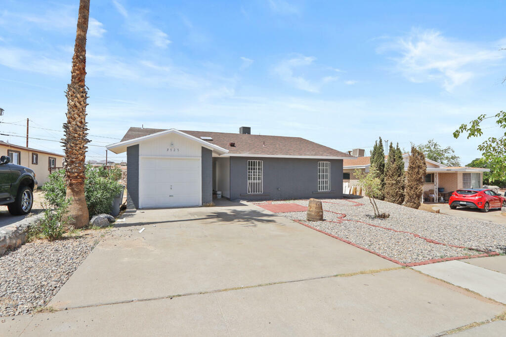 Property Photo: 3525 Truman Avenue Avenue TX 79930