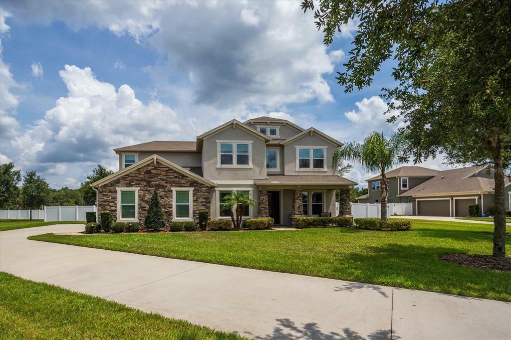 Property Photo:  2838 Sand Oak Loop  FL 32712 