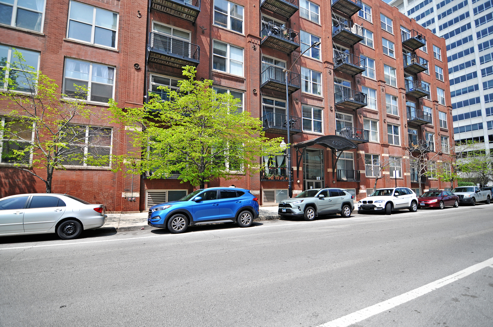 Property Photo:  420 S Clinton Street 415  IL 60607 