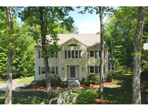 Property Photo: 41 Wellesley Drive NH 03110