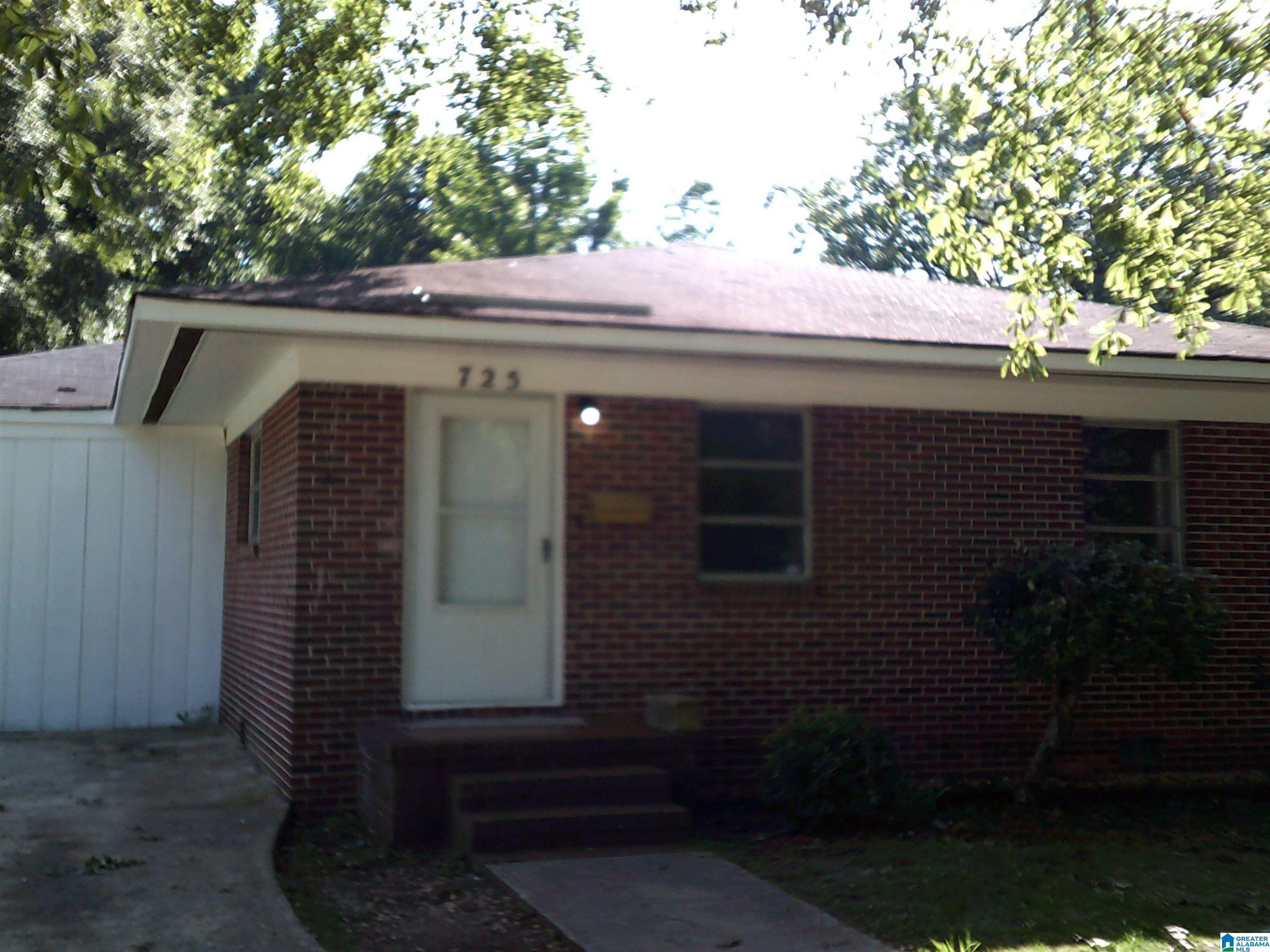 725 Bird Street  Anniston AL 36207 photo