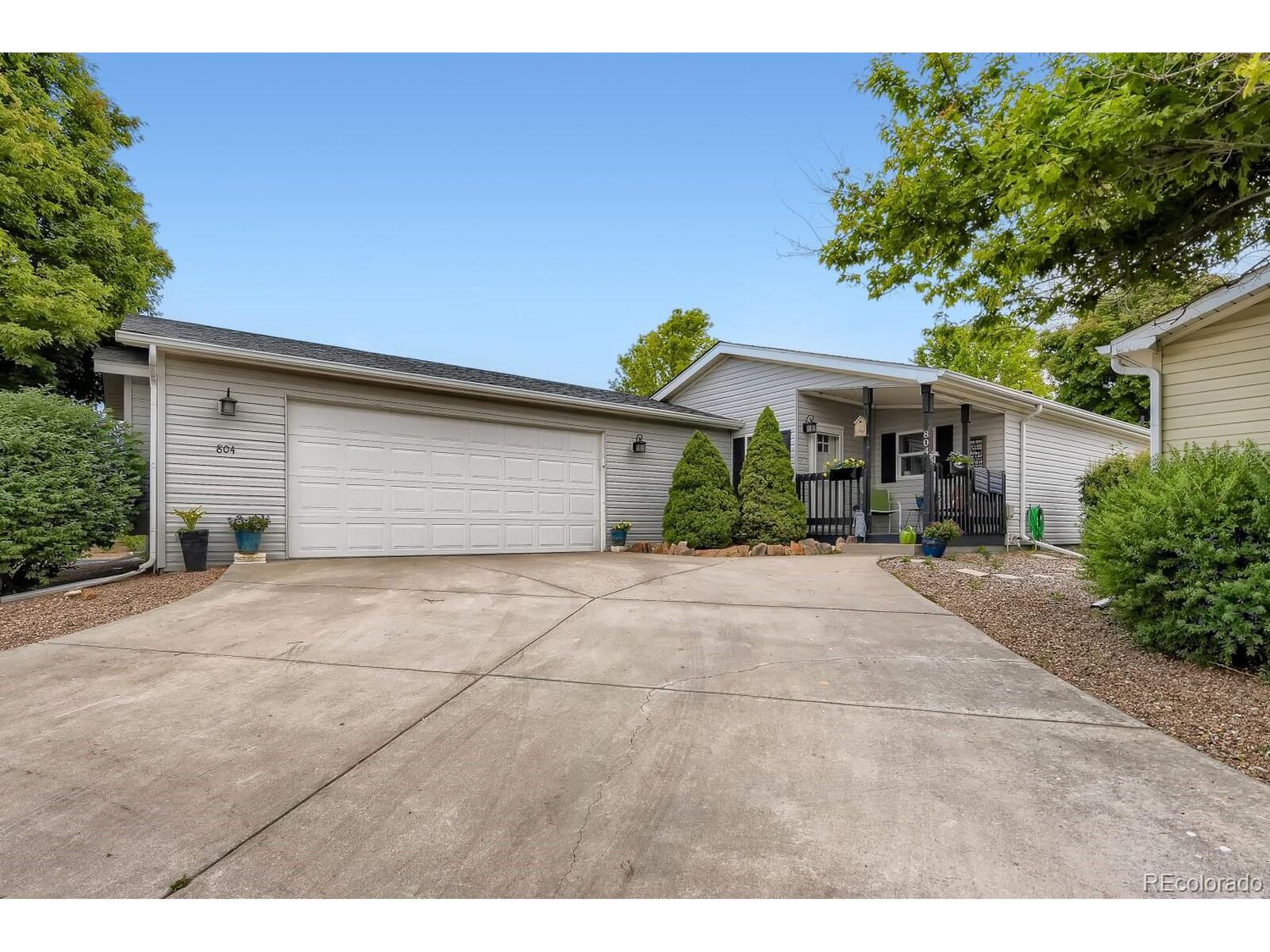 Property Photo: 804 Sunchase Dr CO 80524