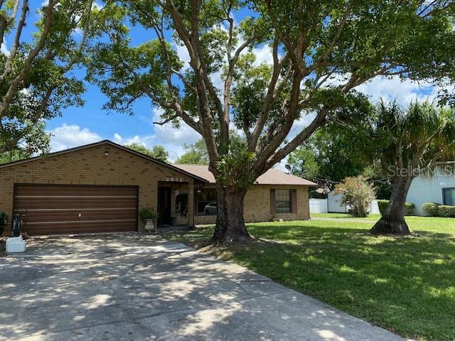 Property Photo:  2442 Belen Drive  FL 32738 