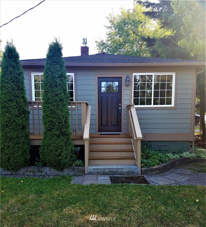 52 7th  Port Hadlock WA 98339 photo