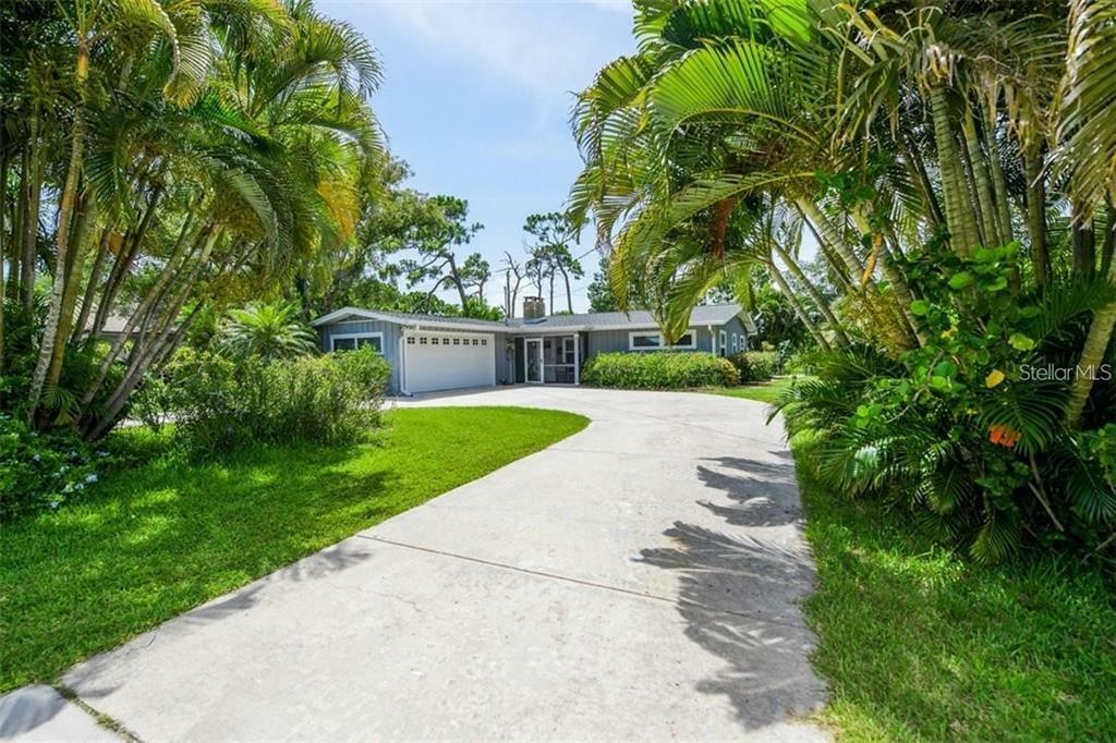 Property Photo:  711 Whitfield Avenue  FL 34243 