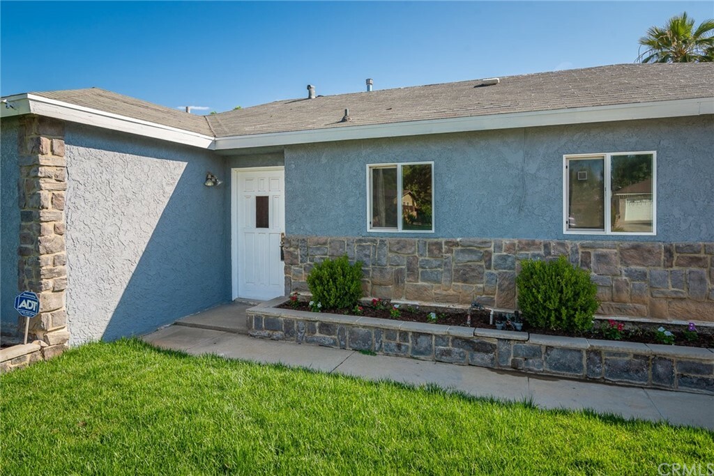 Property Photo:  4763 Beverly Court  CA 92506 