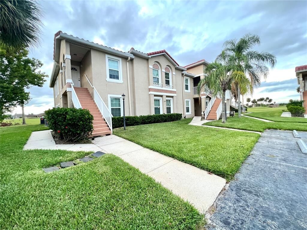 Property Photo:  2828 Osprey Cove Place 101  FL 34746 