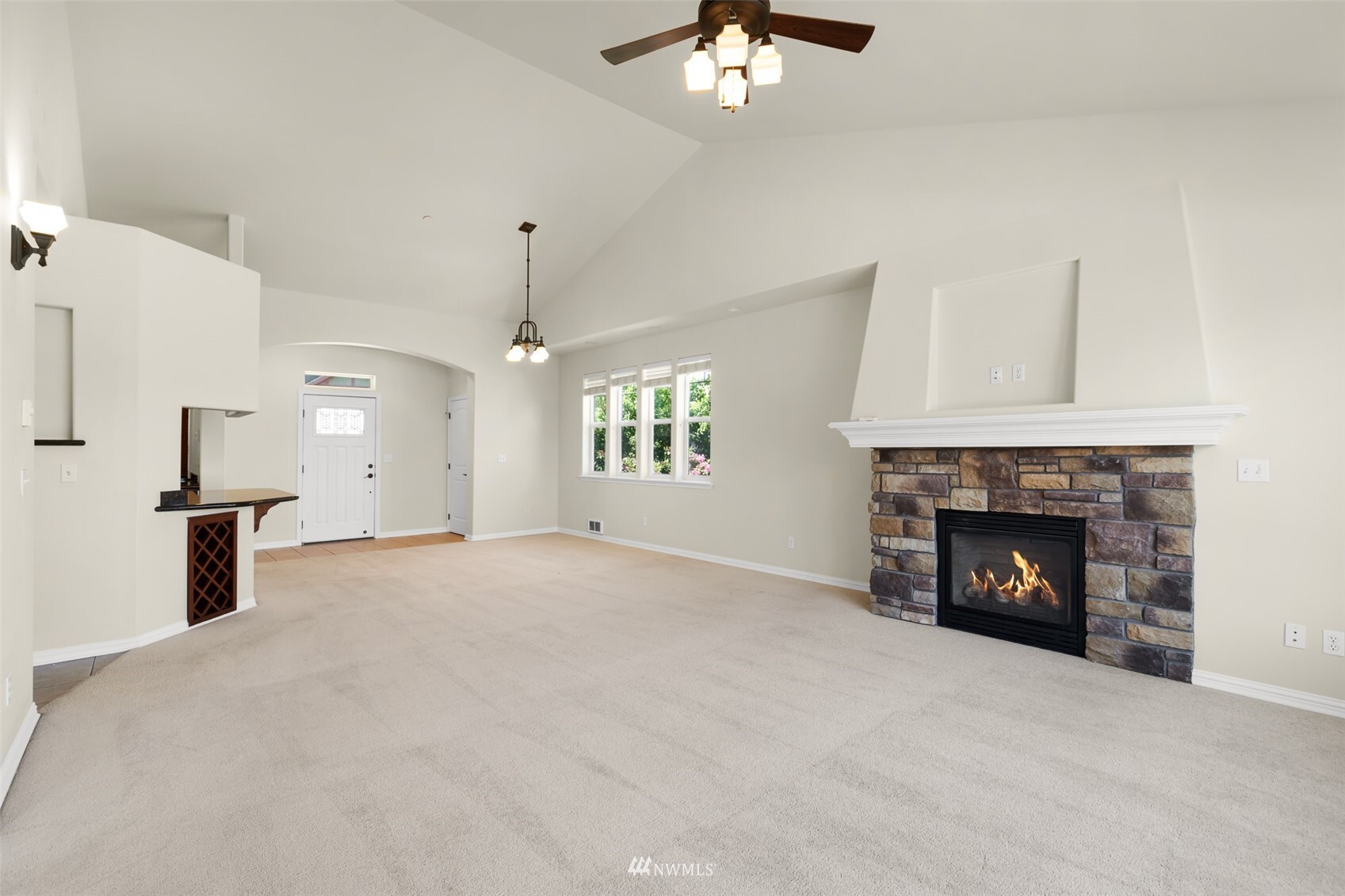 Property Photo: 2603 Plum Court B WA 98363