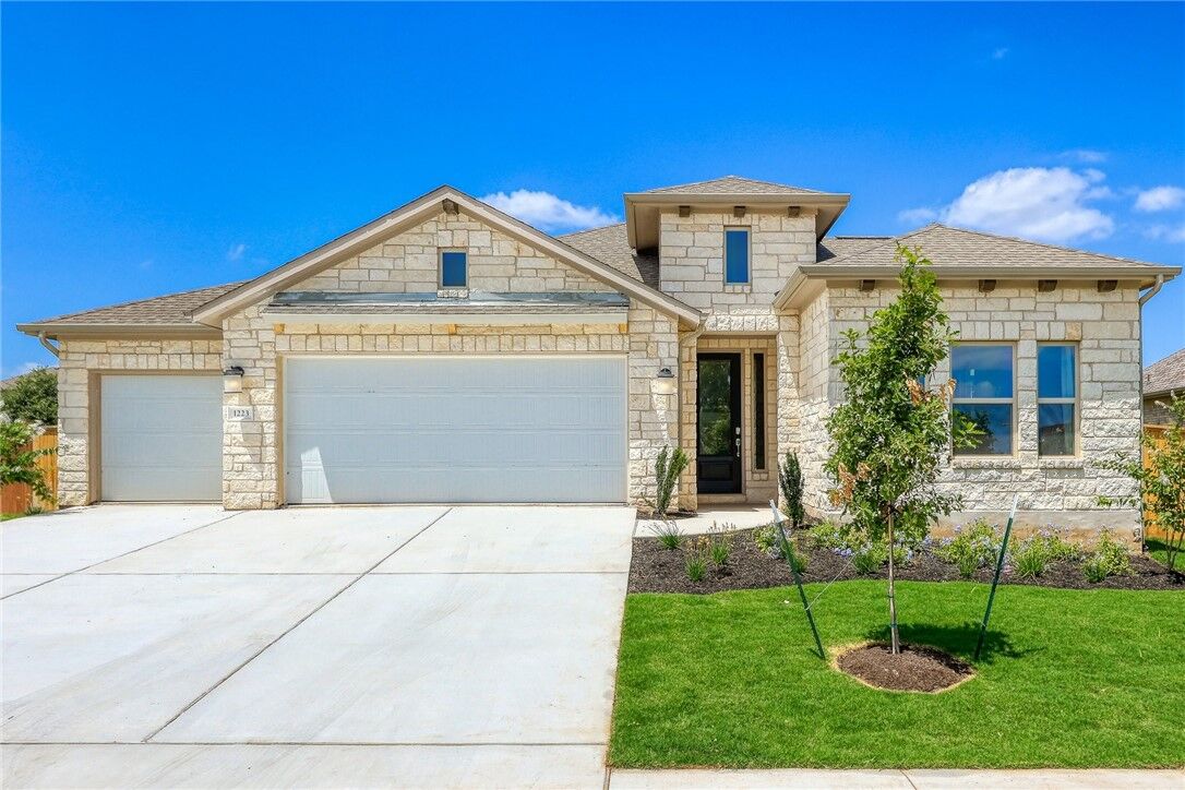 Property Photo:  1223 Terrace View Drive  TX 78628 