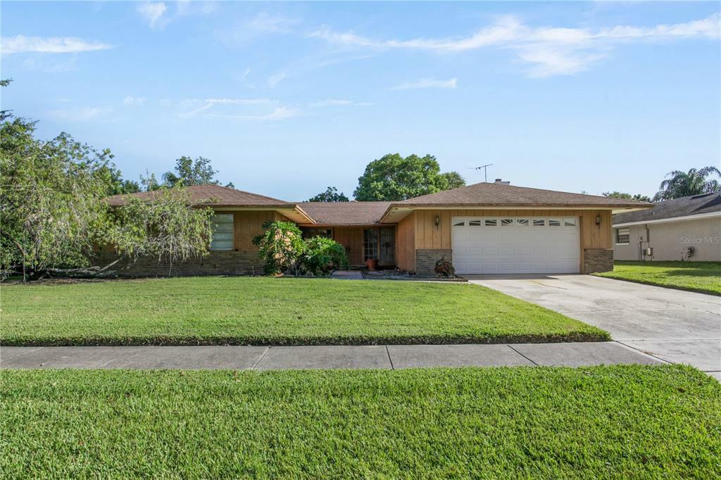 Property Photo:  3335 Hollyhock Court  FL 32812 