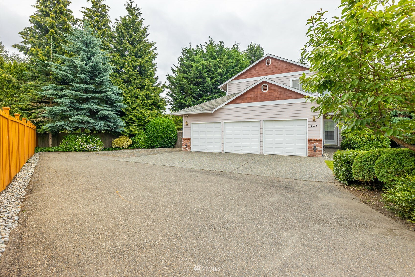 Property Photo: 4216 172nd Street SW WA 98037