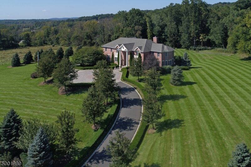 Property Photo: 11 Springcroft Rd NJ 07931