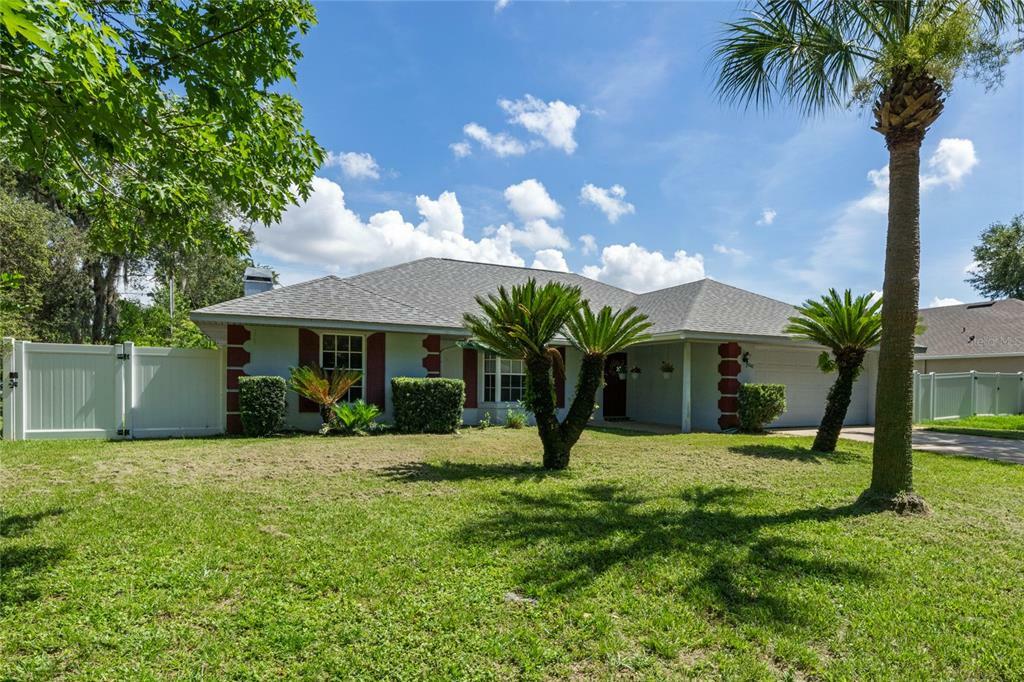 Property Photo:  1042 McCormick Drive  FL 32725 