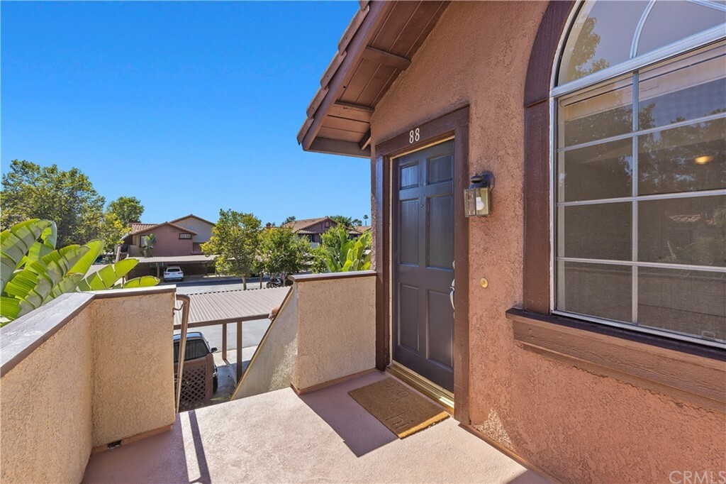 Property Photo: 88 Flor De Sol CA 92688