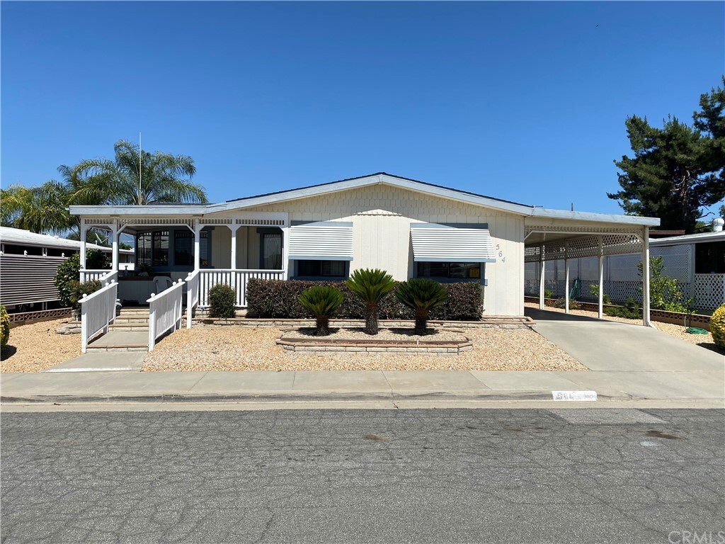 Property Photo:  564 De Soto Drive  CA 92543 