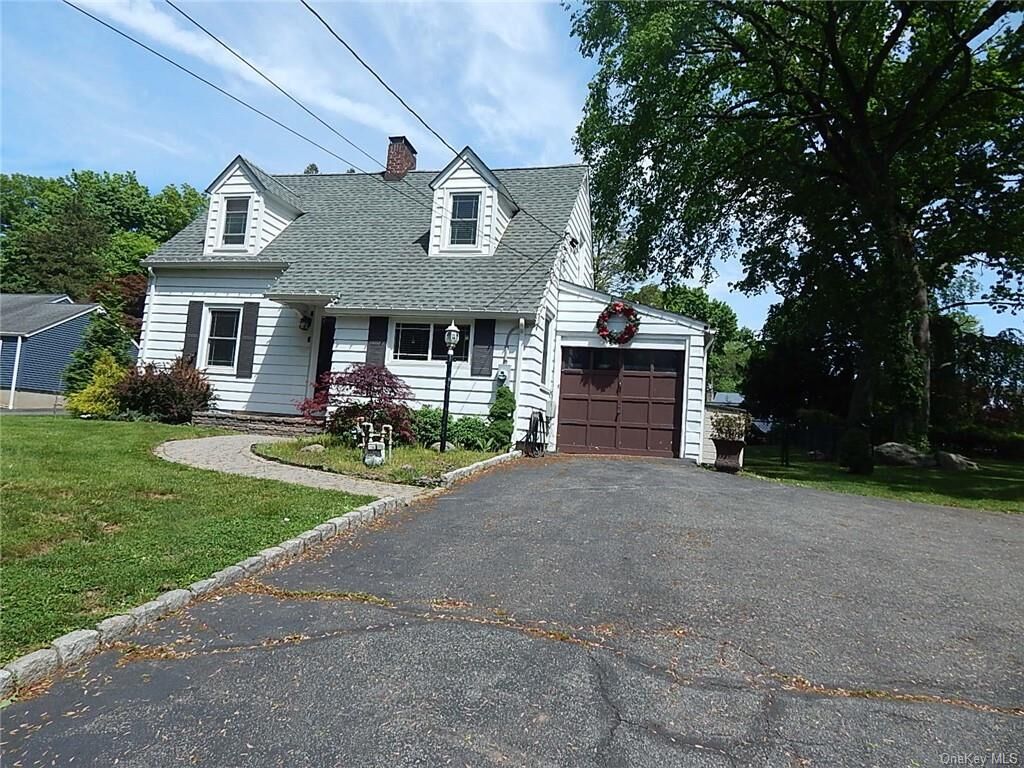 Property Photo:  129 Kings Highway  NY 10920 