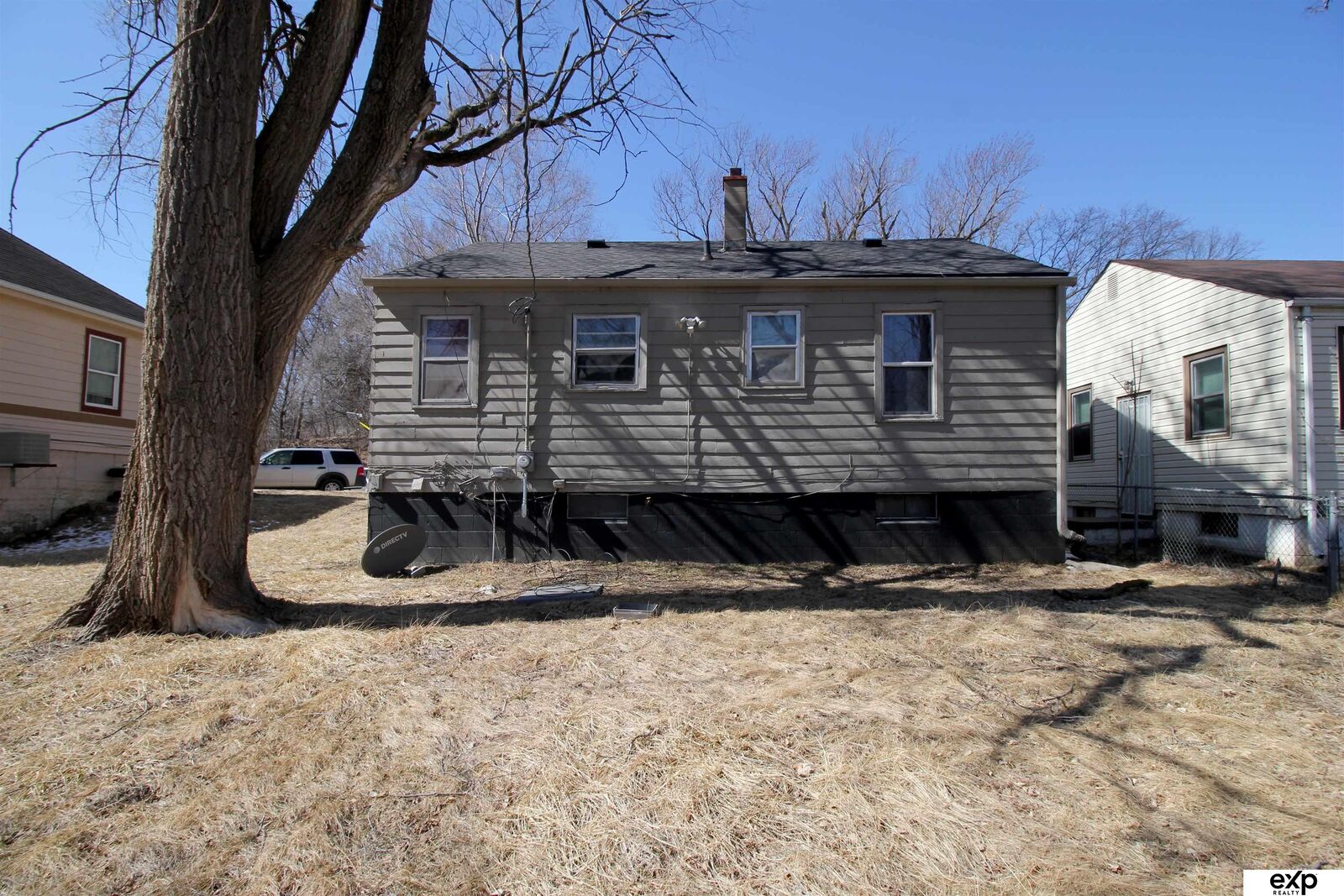 Property Photo:  3911 N 39th  NE 68111 