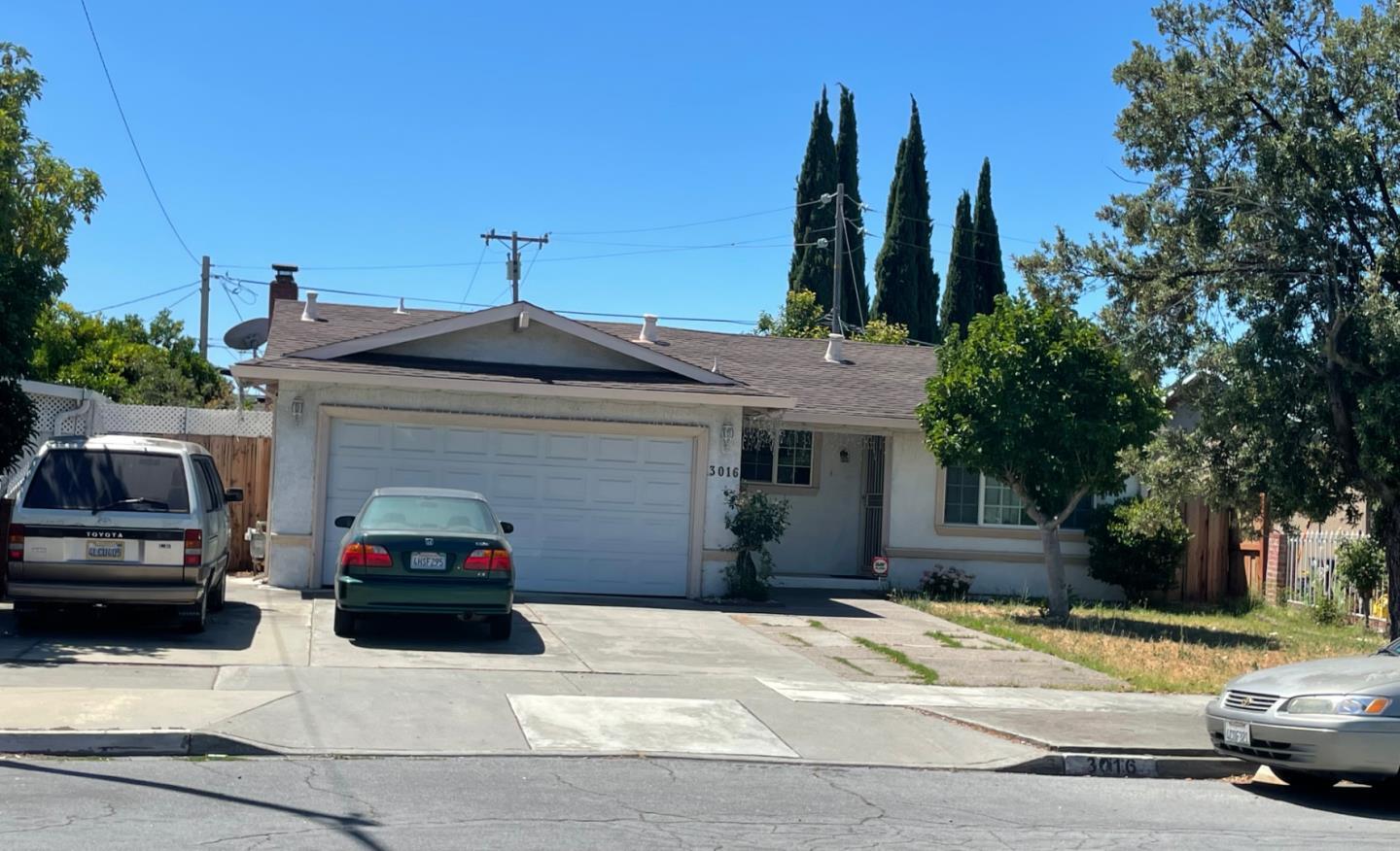 Property Photo: 3016 Ridgemont Drive CA 95127