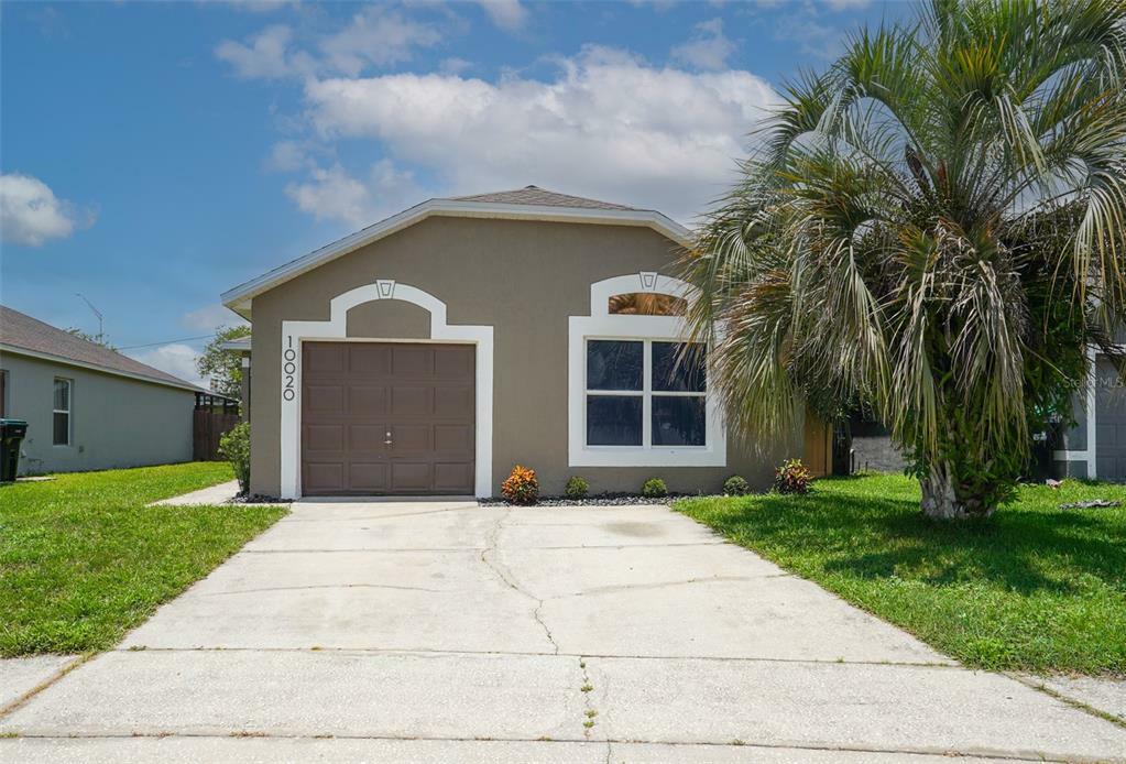 Property Photo: 10020 Tikimber Lane FL 32825