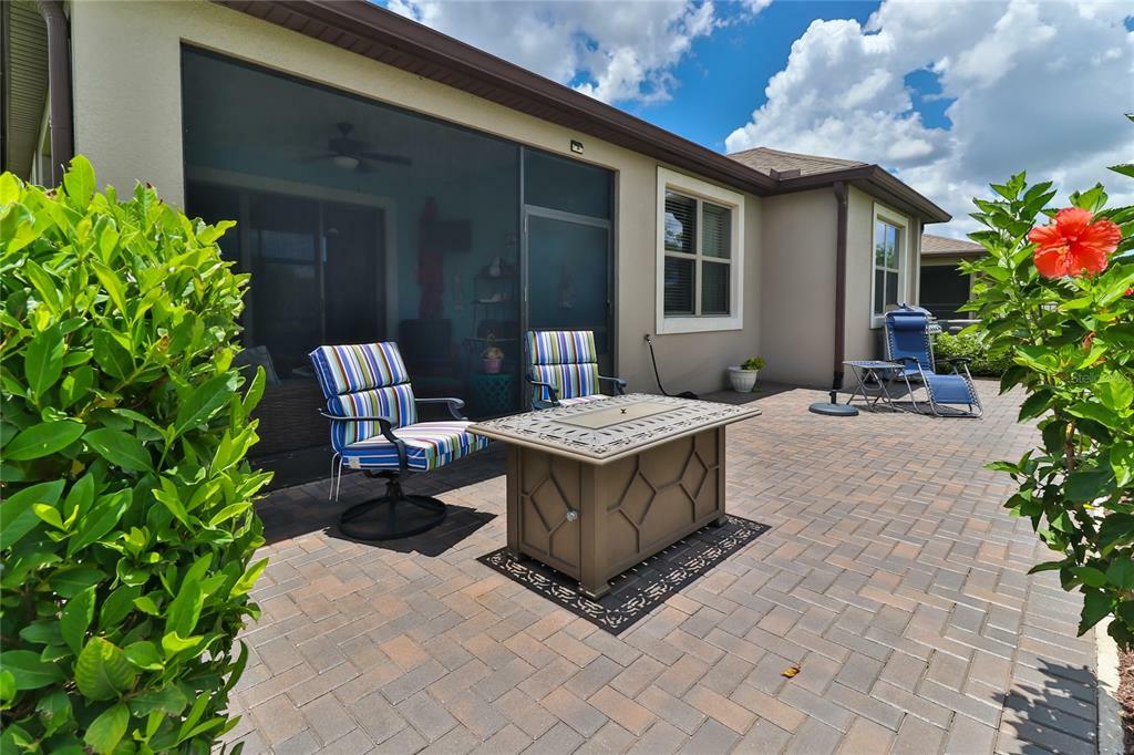 Property Photo:  16339 Treasure Point Drive  FL 33598 