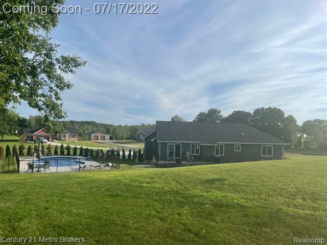 Property Photo:  569 Pheasant Ridge Court  MI 48462 