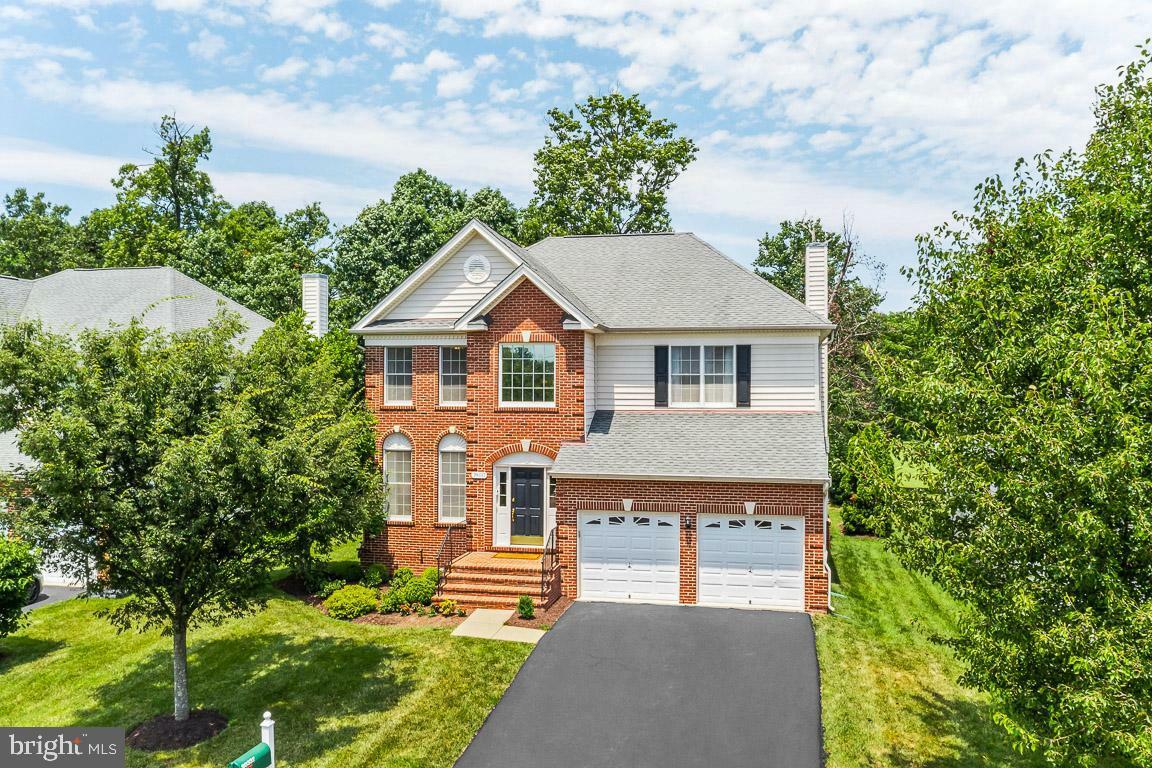 Property Photo:  20337 Medalist Drive  VA 20147 