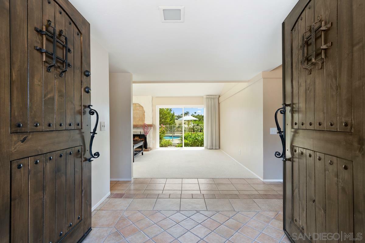 Property Photo:  6608 Belle Haven Dr  CA 92120 