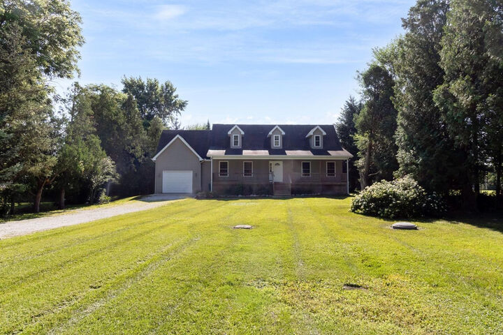 33 S Delmar Court  Hebron IN 46341 photo