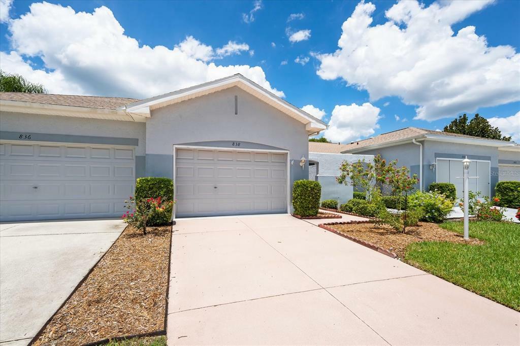 Property Photo:  838 Tremont Greens Lane  FL 33573 