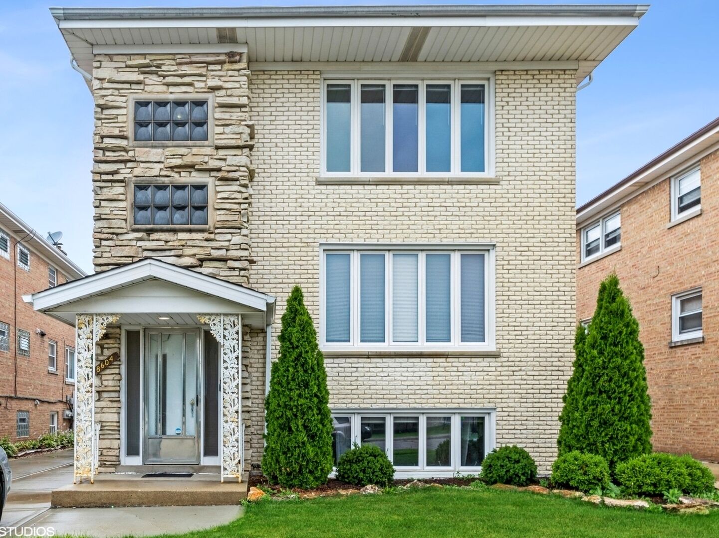 Property Photo:  8604 W Carmen Avenue 2  IL 60706 