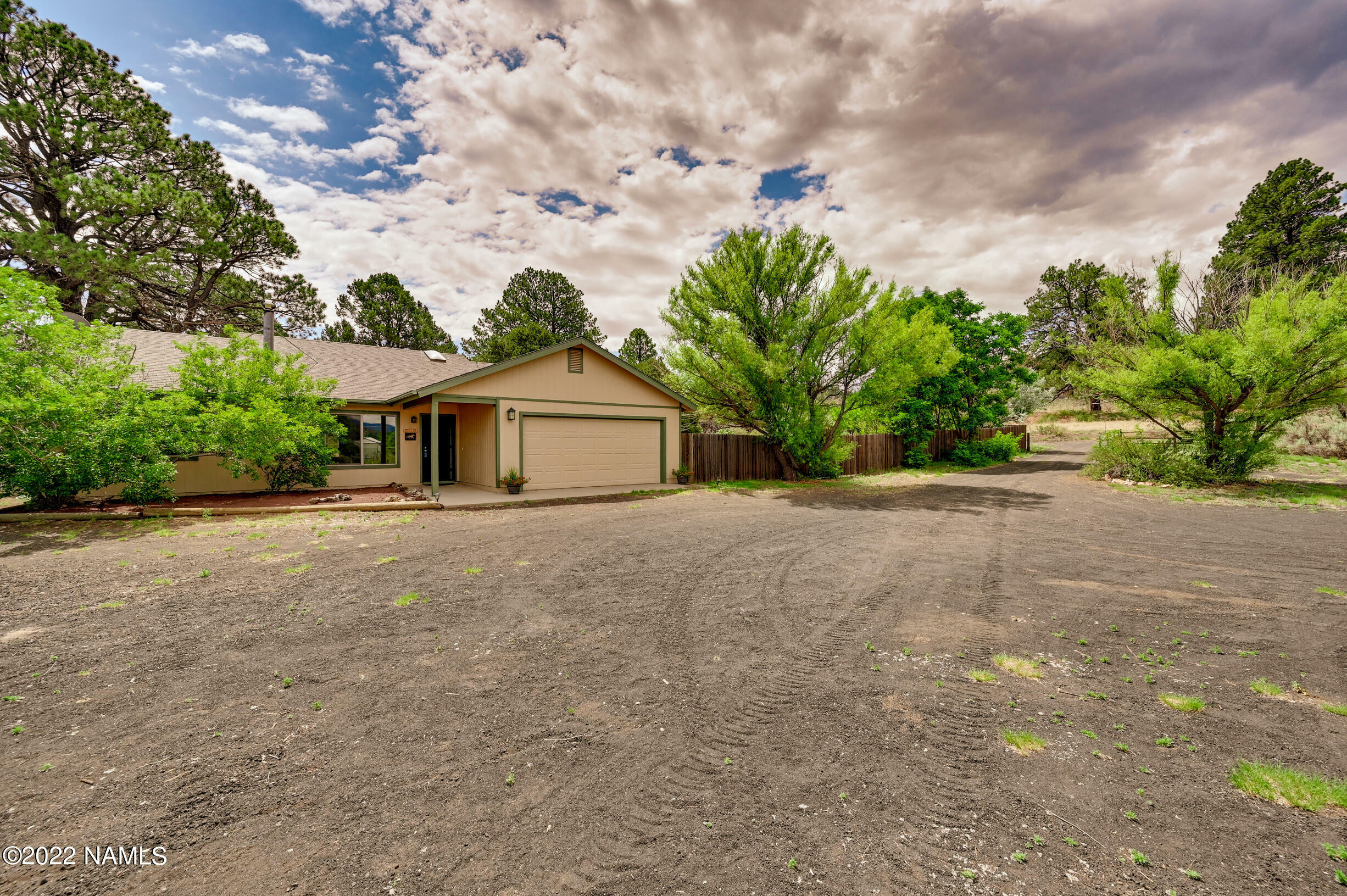 Property Photo:  8235 Jupiter Drive  AZ 86004 