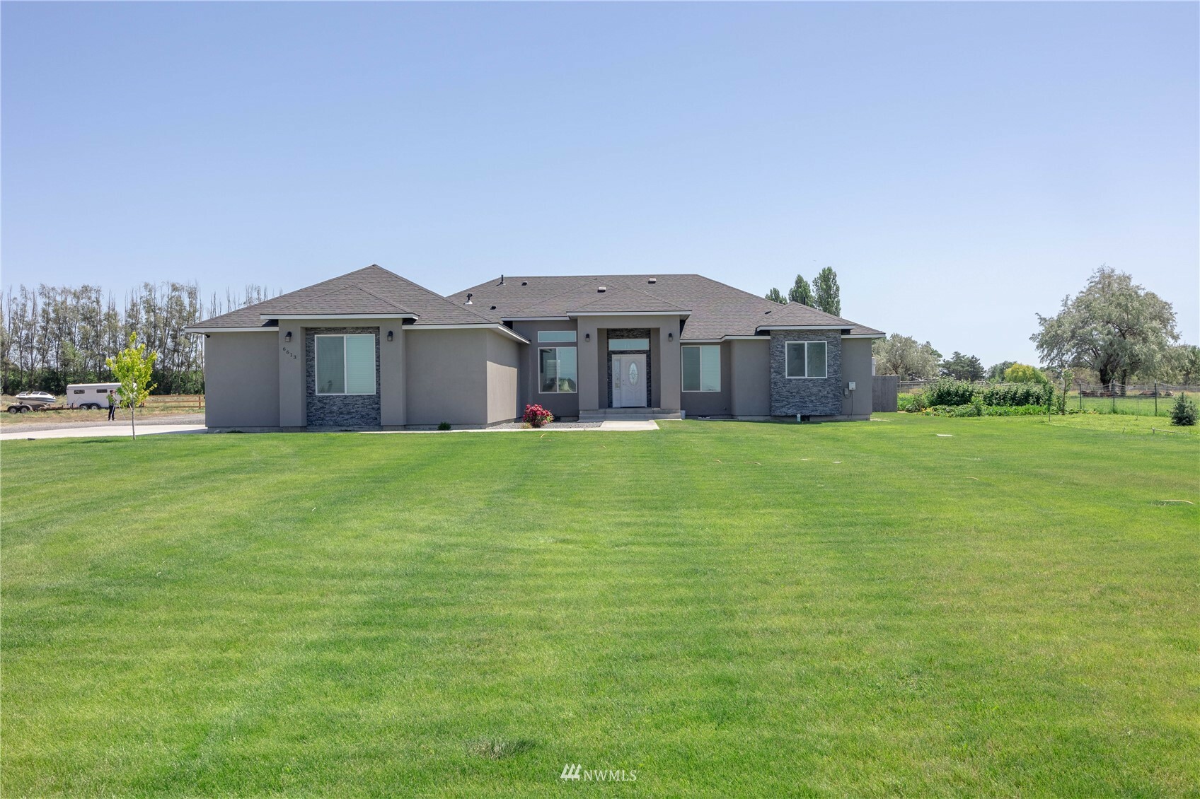 6613 NE Rd D.5  Moses Lake WA 98837 photo