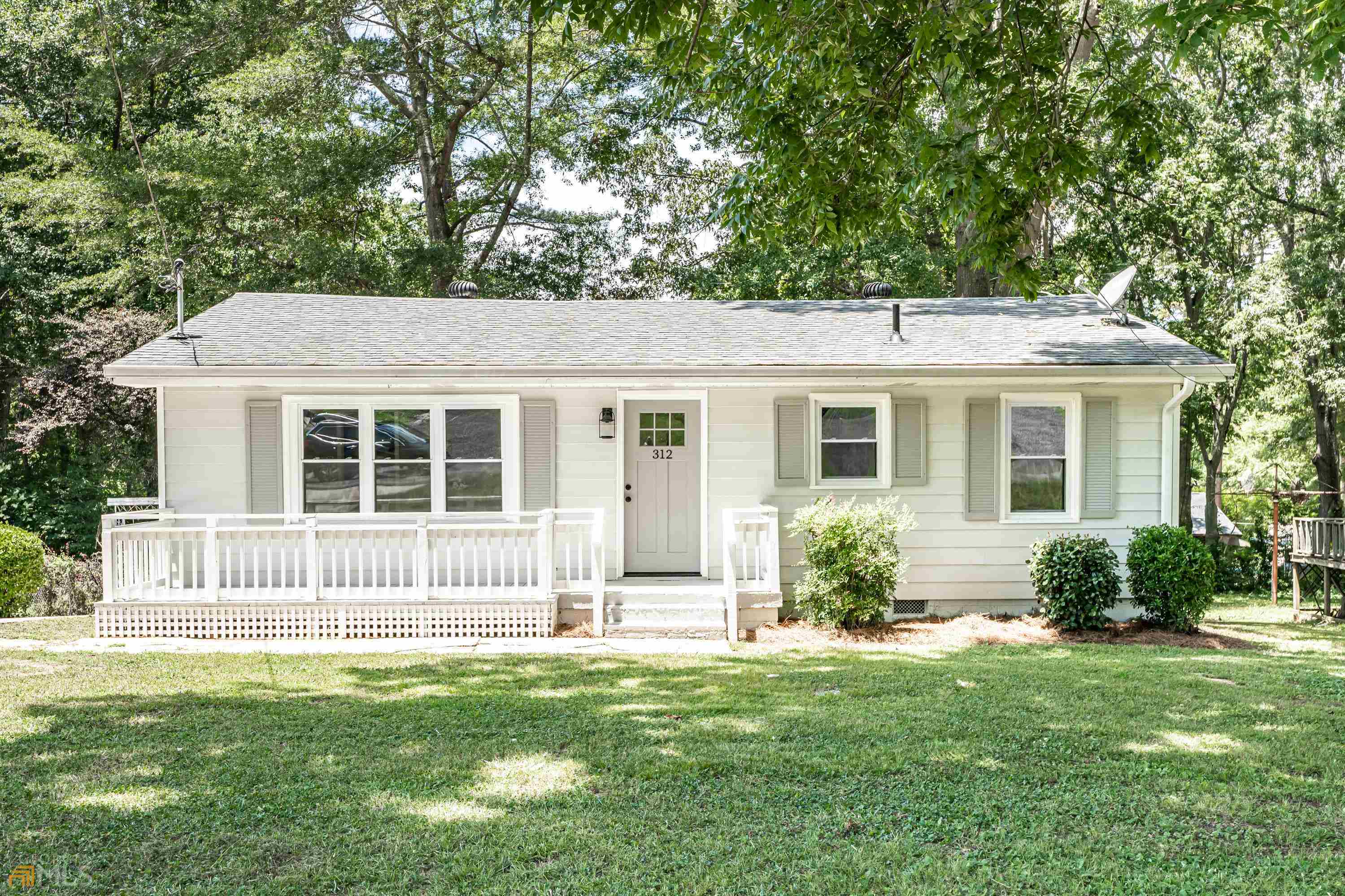 Property Photo:  312 Flora Avenue SE  GA 30147 